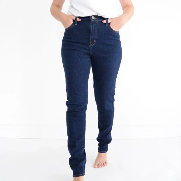 BDG Dark Wash  Girlfriend High Rise Skinny Jeans 28 - Picture 1 of 16